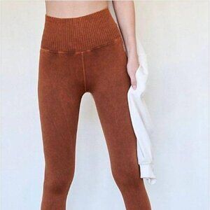 Free People Movement NWOT Good Karma Leggings High-Rise 7/8 Toasted Coconut M/L